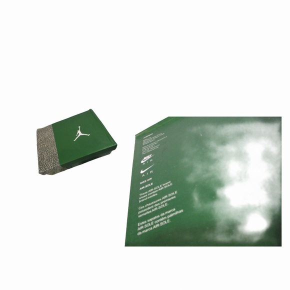 Nike Air Jordan Retro 3 ‘Pine Green’ - Picture 3 of 8